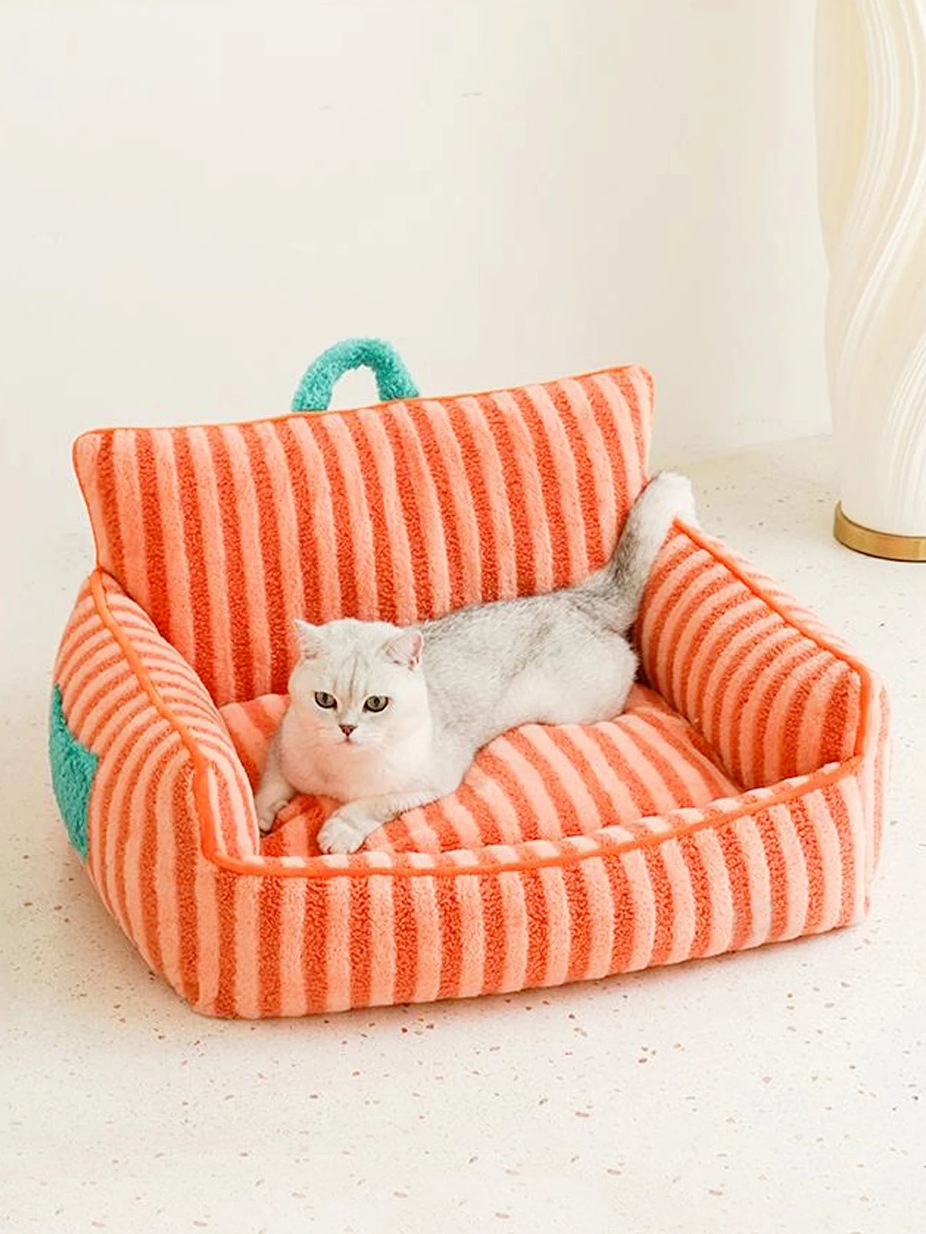 Summer Fun - Cats Bed Stripe - 2026 Design