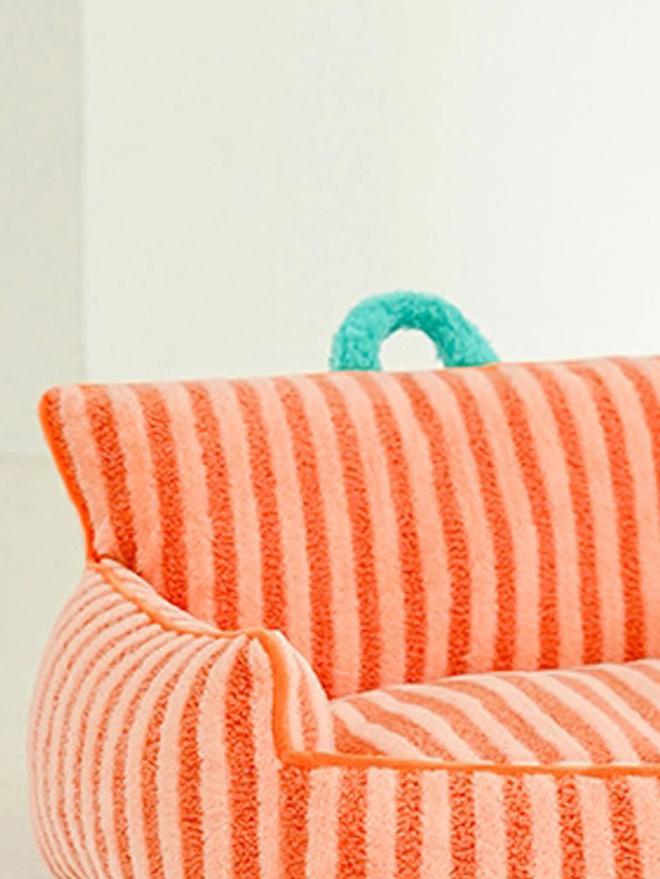 Summer Fun - Cats Bed Stripe - 2026 Design