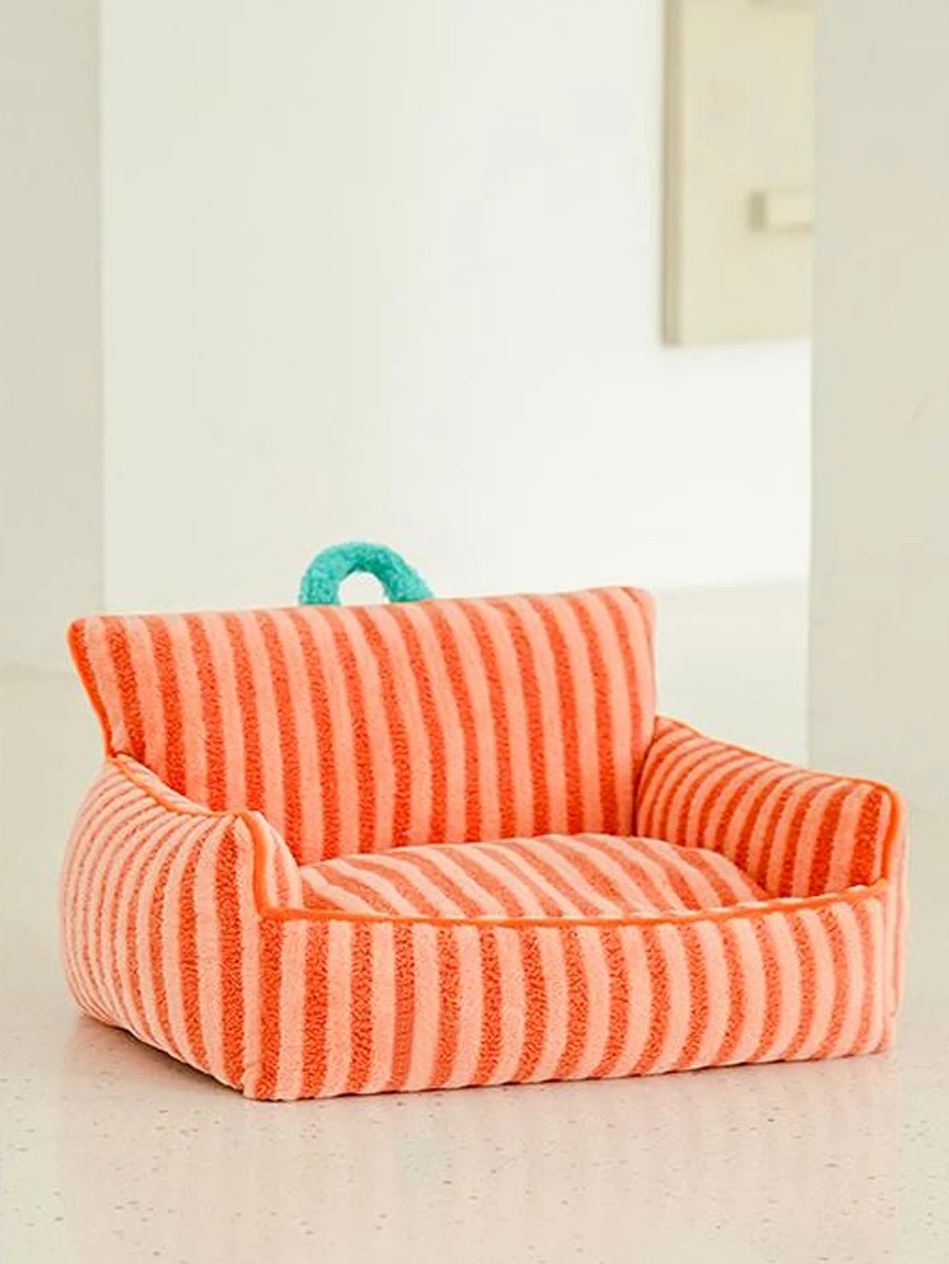 Summer Fun - Cats Bed Stripe - 2026 Design