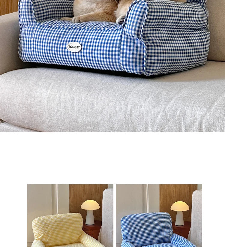 Blue and Yellow resting cat lounge - Luxe